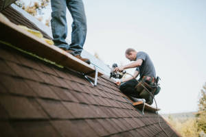 Local Roofers in Thayer, IA